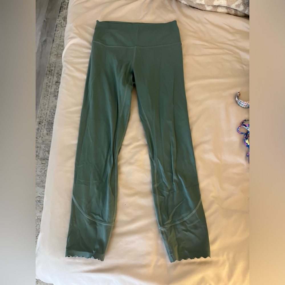 Lululemon align pants with scalloped hem
